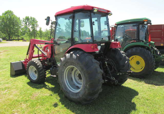 Image of Mahindra 6110 equipment image 3