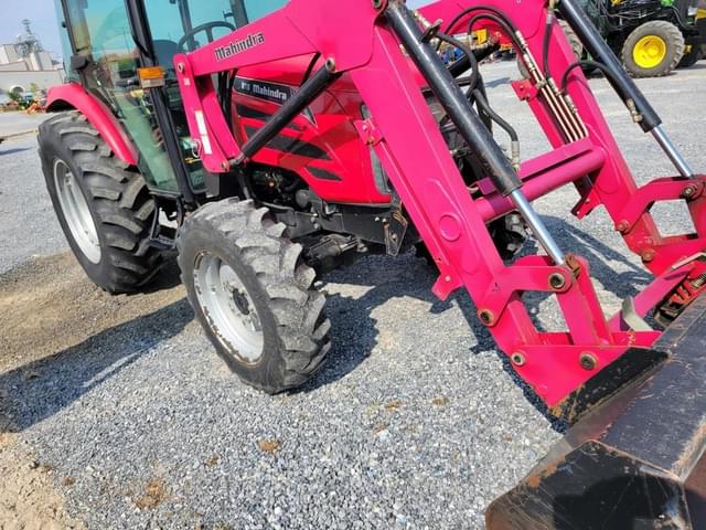 Image of Mahindra 6110 equipment image 3