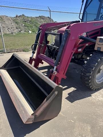 Image of Mahindra 6110 equipment image 3