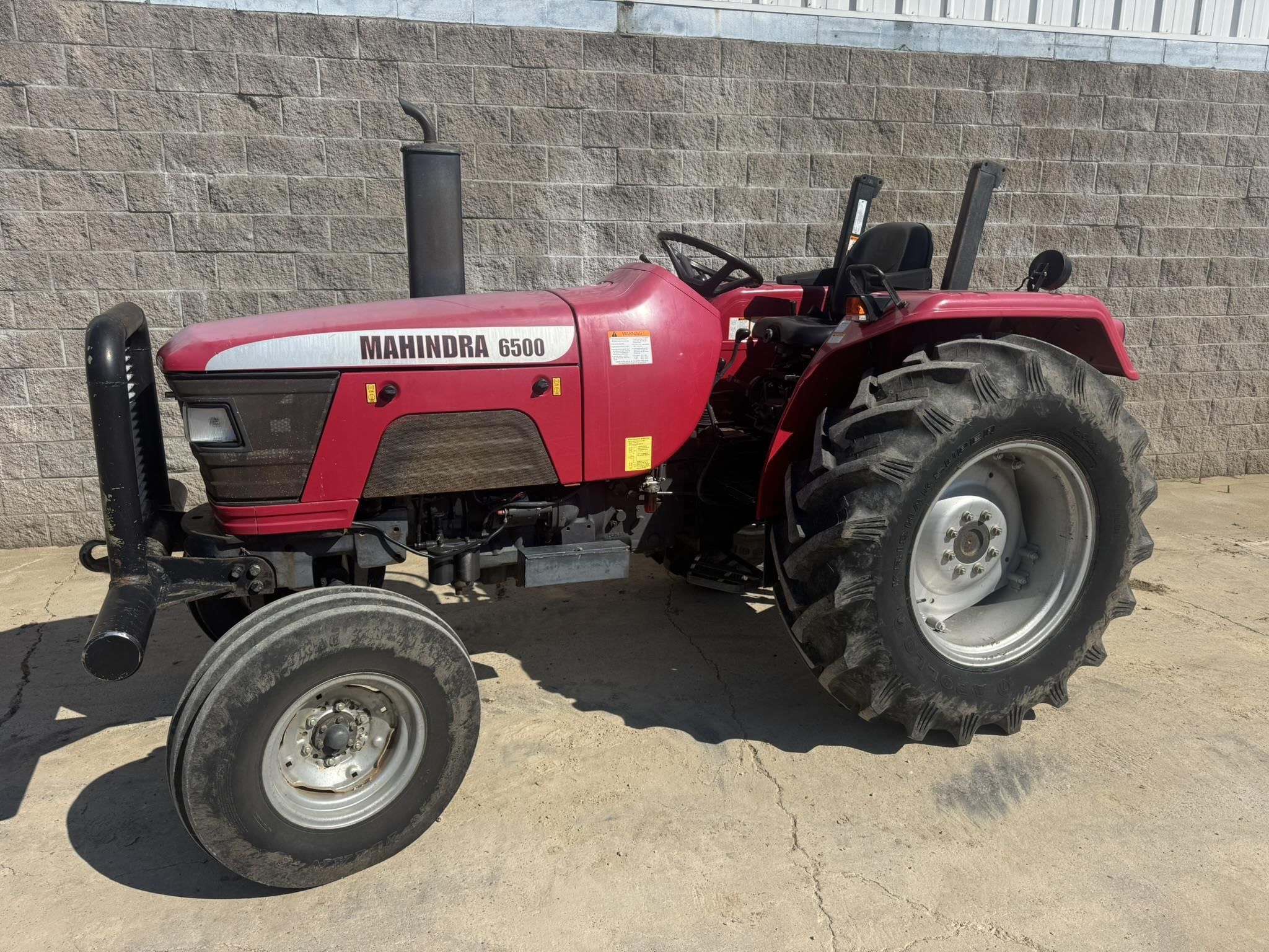 Mahindra 6500 Equipment Image0