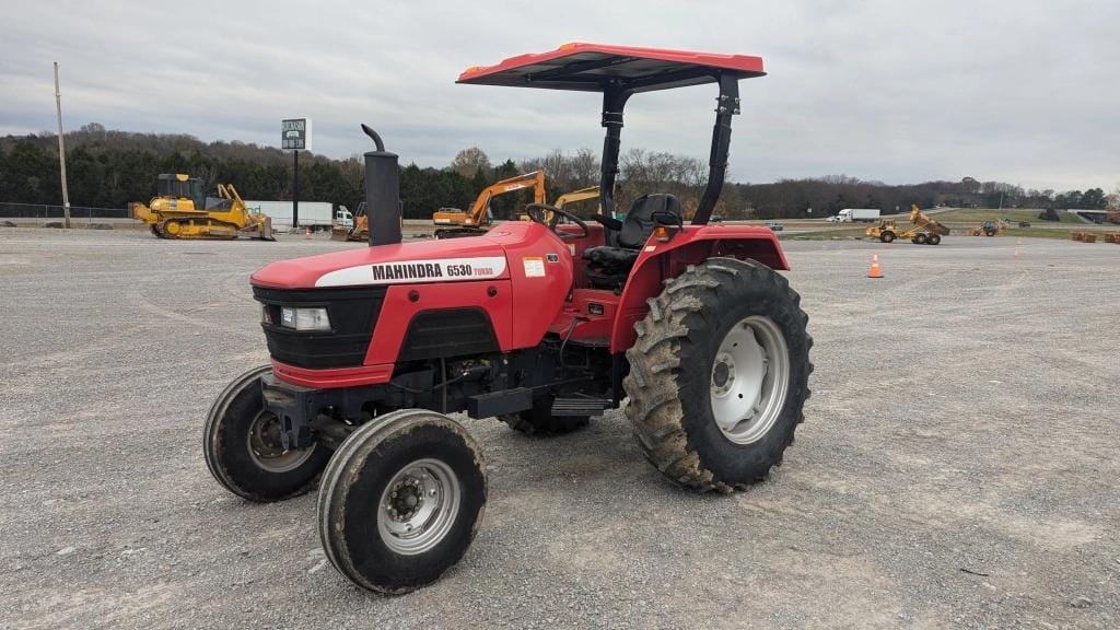 Main image Mahindra 6530