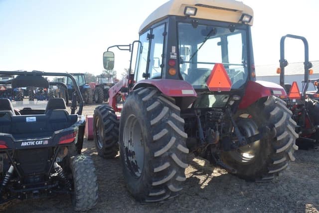 Image of Mahindra 7010 equipment image 1