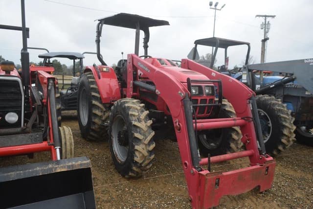 Image of Mahindra 7060 equipment image 3