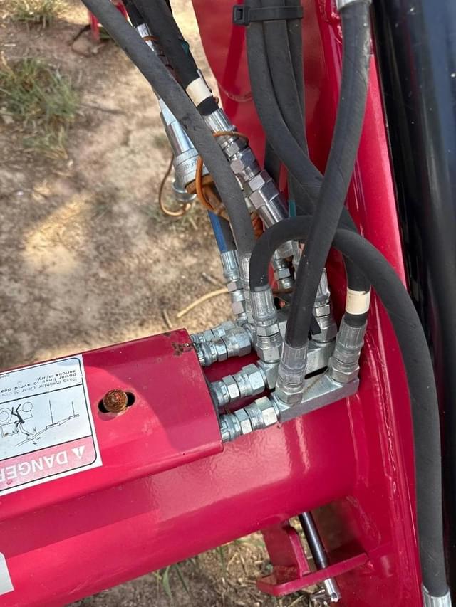 Image of Mahindra 7095L equipment image 3