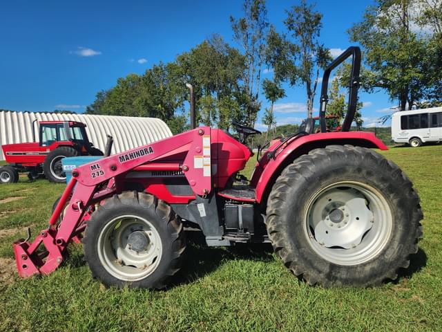 Image of Mahindra 7520 equipment image 1