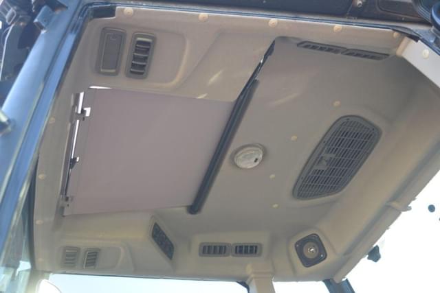 Image of Mahindra 9125S equipment image 4