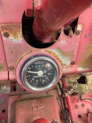 Image of Mahindra E350-DI equipment image 3