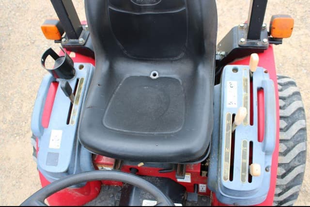 Image of Mahindra eMax 22 equipment image 4