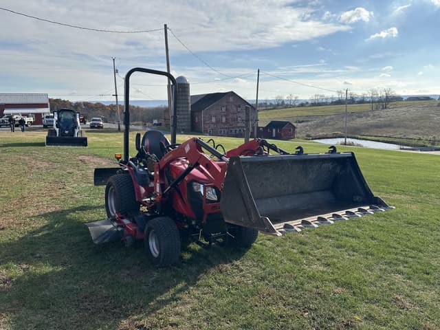 Image of Mahindra eMax 22 equipment image 1