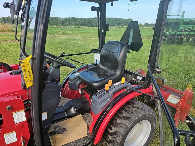 Image of Mahindra eMax 25 equipment image 4