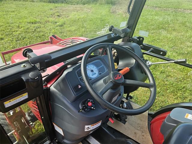 Image of Mahindra eMax 25 equipment image 4