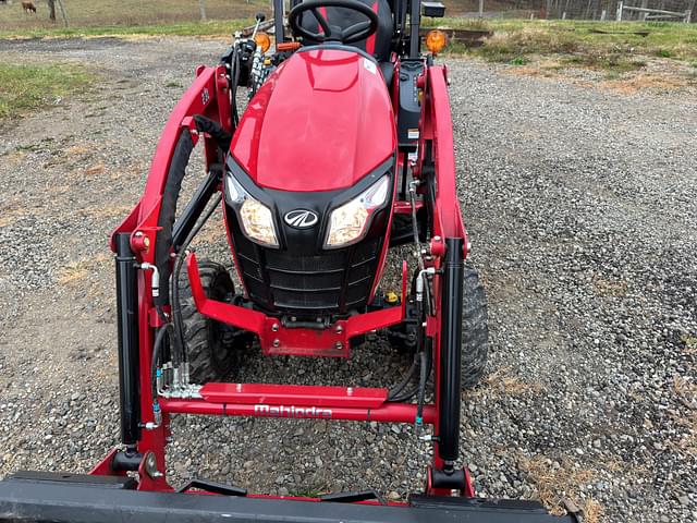 Image of Mahindra eMax 20S equipment image 2