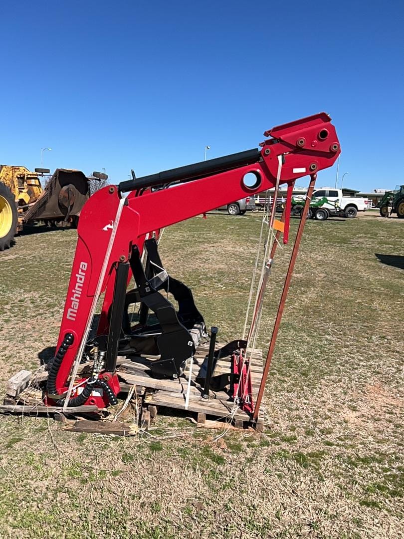 Main image Mahindra 9125CL