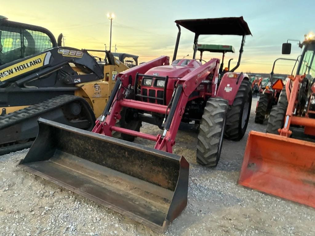 Mahindra mPower 85 Equipment Image0