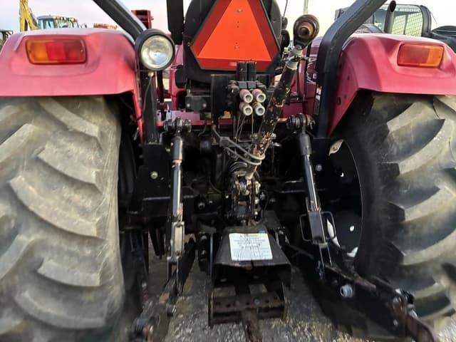 Image of Mahindra mPower 85 equipment image 4