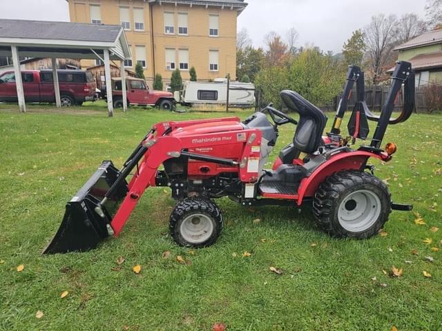 Image of Mahindra Max 24 equipment image 1