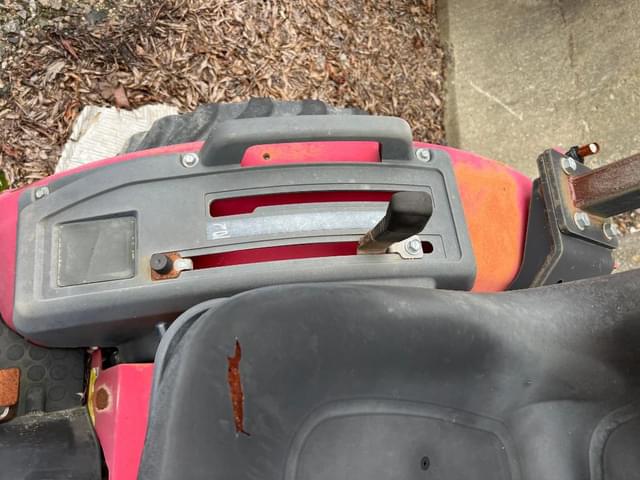 Image of Mahindra Max 24 equipment image 3