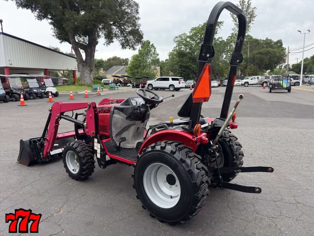 Image of Mahindra Max 26 equipment image 3