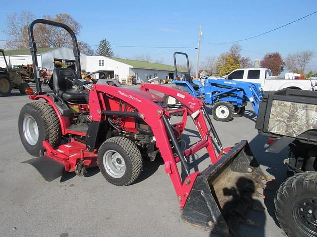 Image of Mahindra Max 26XL equipment image 2