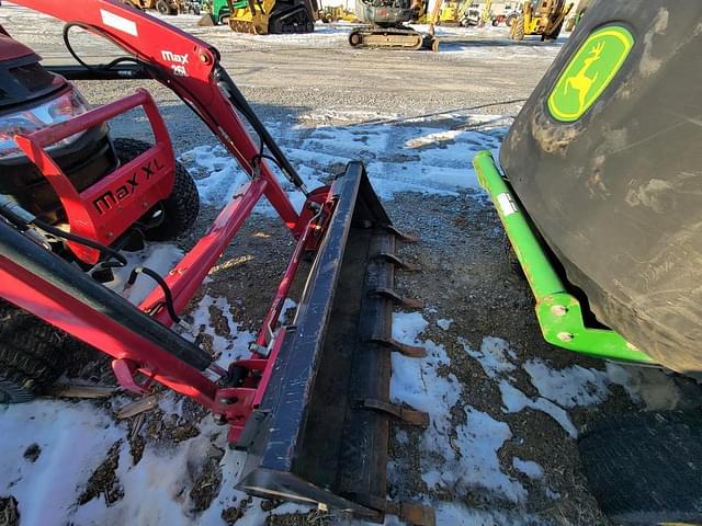 Image of Mahindra Max 26XL HST equipment image 3