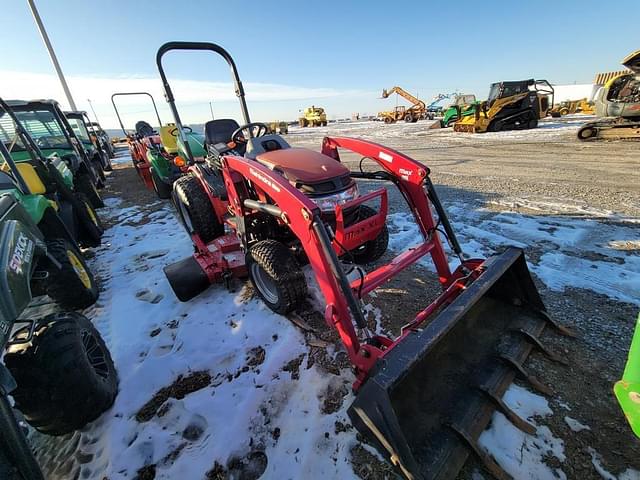 Image of Mahindra Max 26XL HST equipment image 2