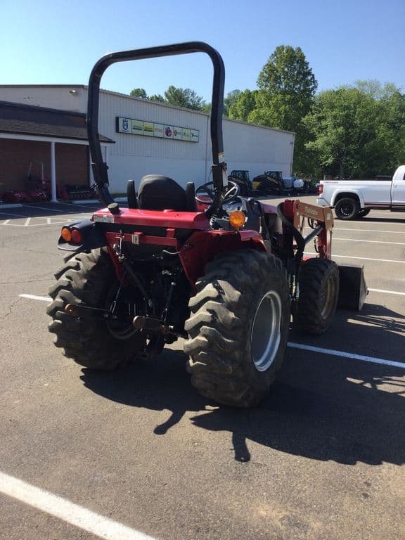 Image of Mahindra 2638 equipment image 2