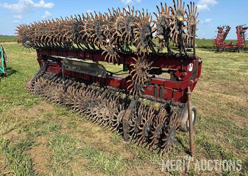 M&W 1930 Equipment Image0