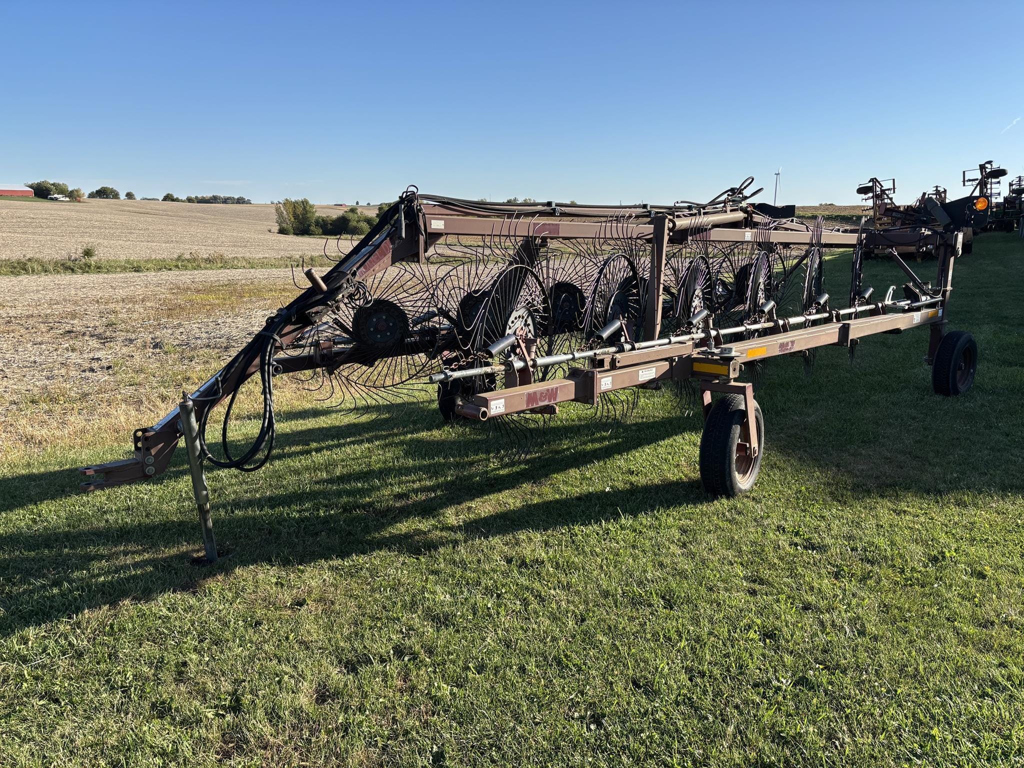 M&W DF12 Equipment Image0