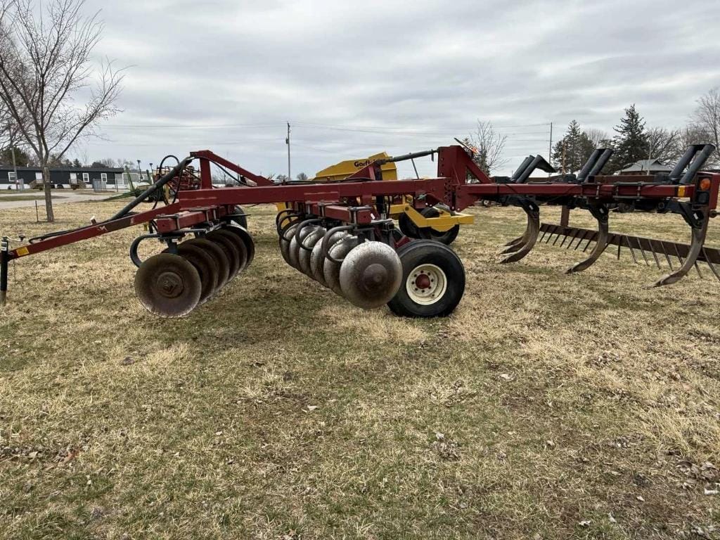 M&W 1465 Equipment Image0