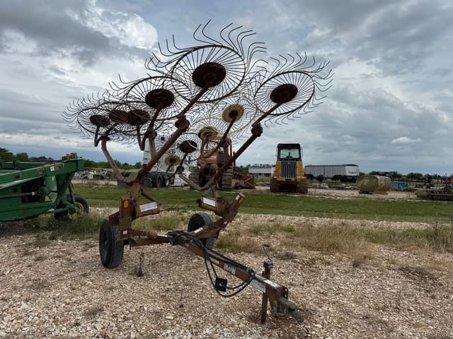 Image of M&W ER10 equipment image 2