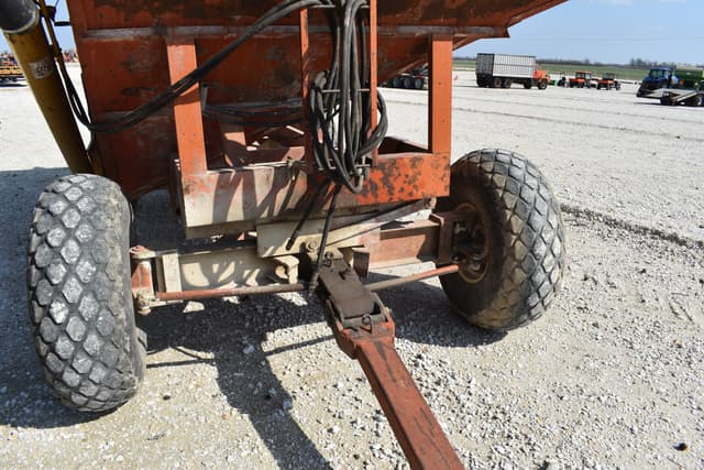 Image of M&W 300 equipment image 4