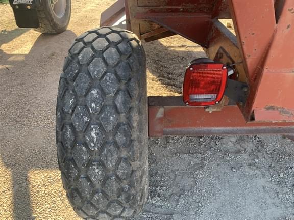 Image of M&W Little Red Wagon equipment image 4