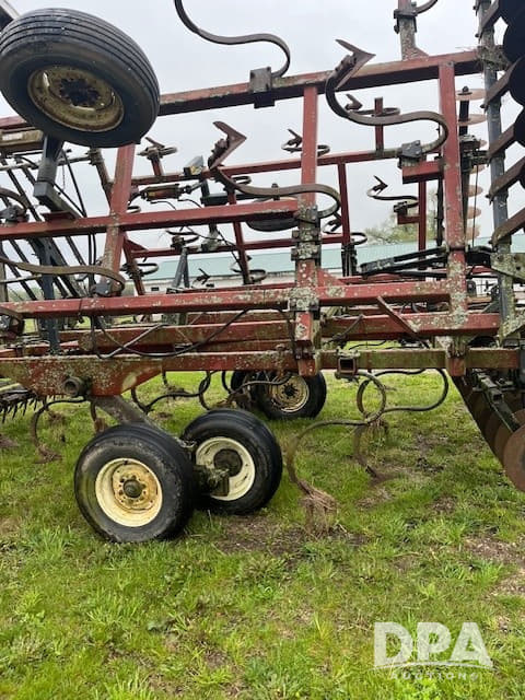 Image of M&W Tilthmaster 1000 equipment image 4