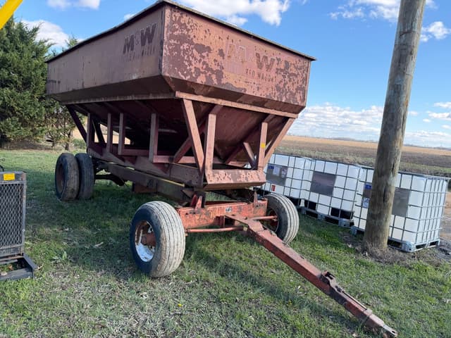 Image of M&W Little Red Wagon equipment image 1