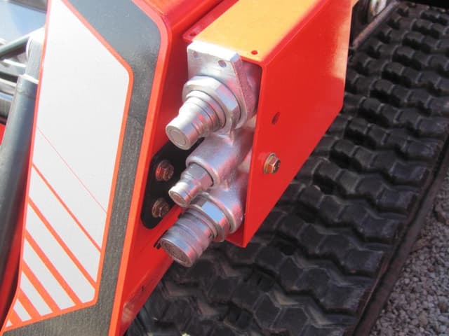 Image of Manitou 2300VT equipment image 4