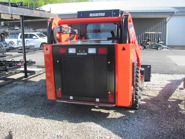 Image of Manitou 3200VT equipment image 3