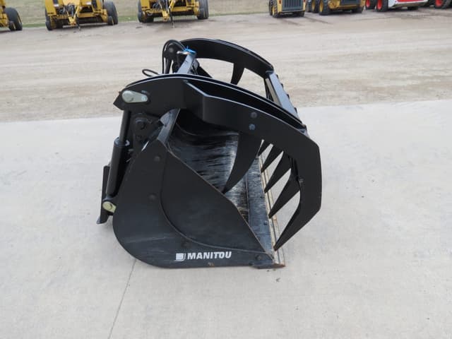 Image of Manitou Grapple Bucket equipment image 4