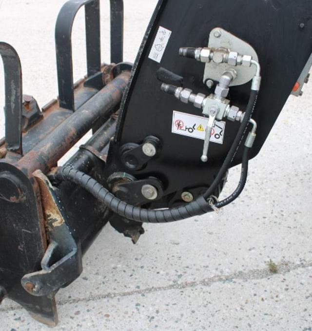 Thumbnail image Manitou MLT840-145 7
