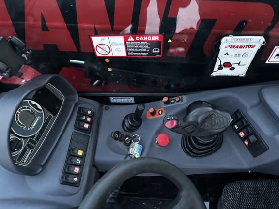 Image of Manitou MLT625 equipment image 1