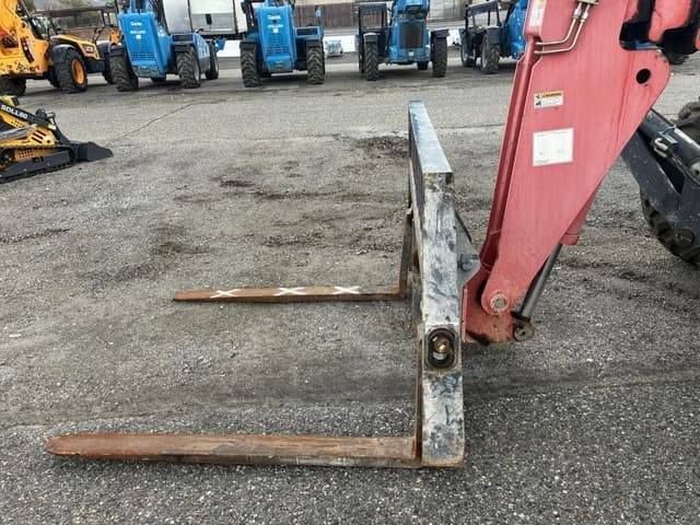 Image of Manitou MT10055 equipment image 4