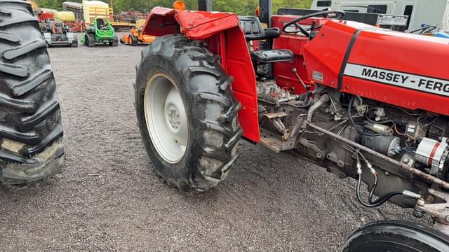 Image of Massey Ferguson 231 equipment image 4