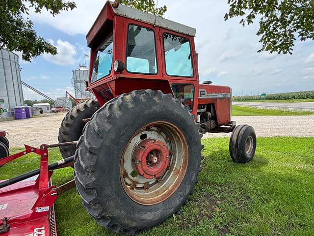 Image of Massey Ferguson 1135 equipment image 2