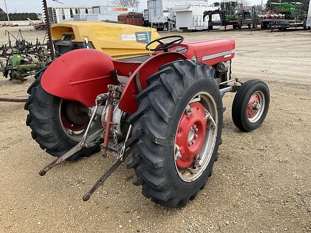 Image of Massey Ferguson 135 equipment image 2