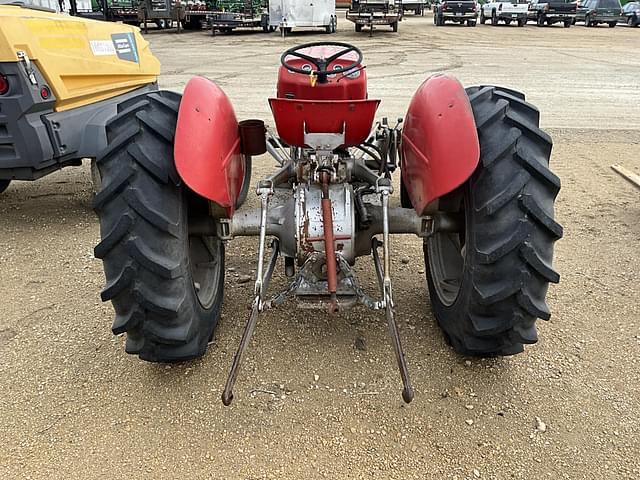 Image of Massey Ferguson 135 equipment image 3