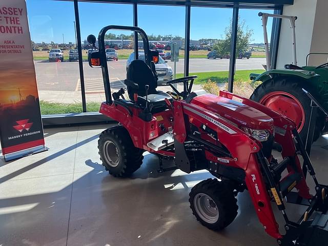 Image of Massey Ferguson GC1725M equipment image 3