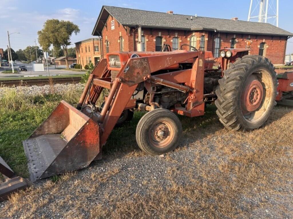Image of Massey Ferguson 175 Primary image