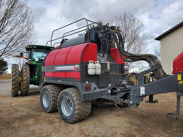 Image of Massey Ferguson 2270 equipment image 3