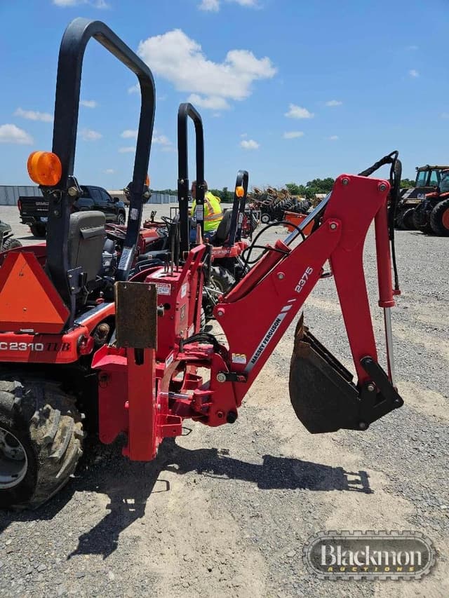 Image of Massey Ferguson GC2310 equipment image 3