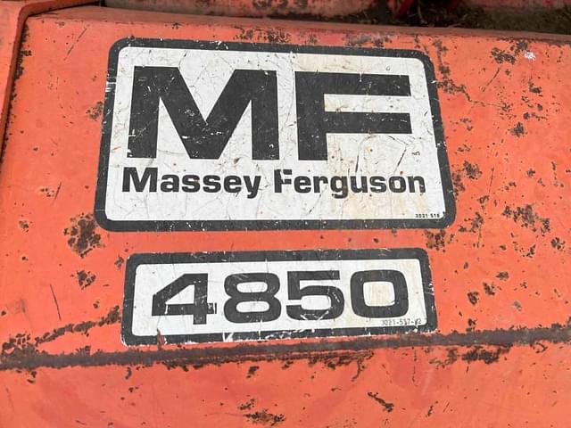 Image of Massey Ferguson 1655 equipment image 4