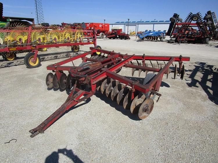 Massey Ferguson Undetermined Equipment Image0